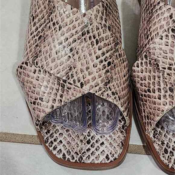 Sam Edelman Idina snakeskin Sesame Slip On Open Toe Mule Slide Flat Sandal sz 7 - Picture 5 of 7